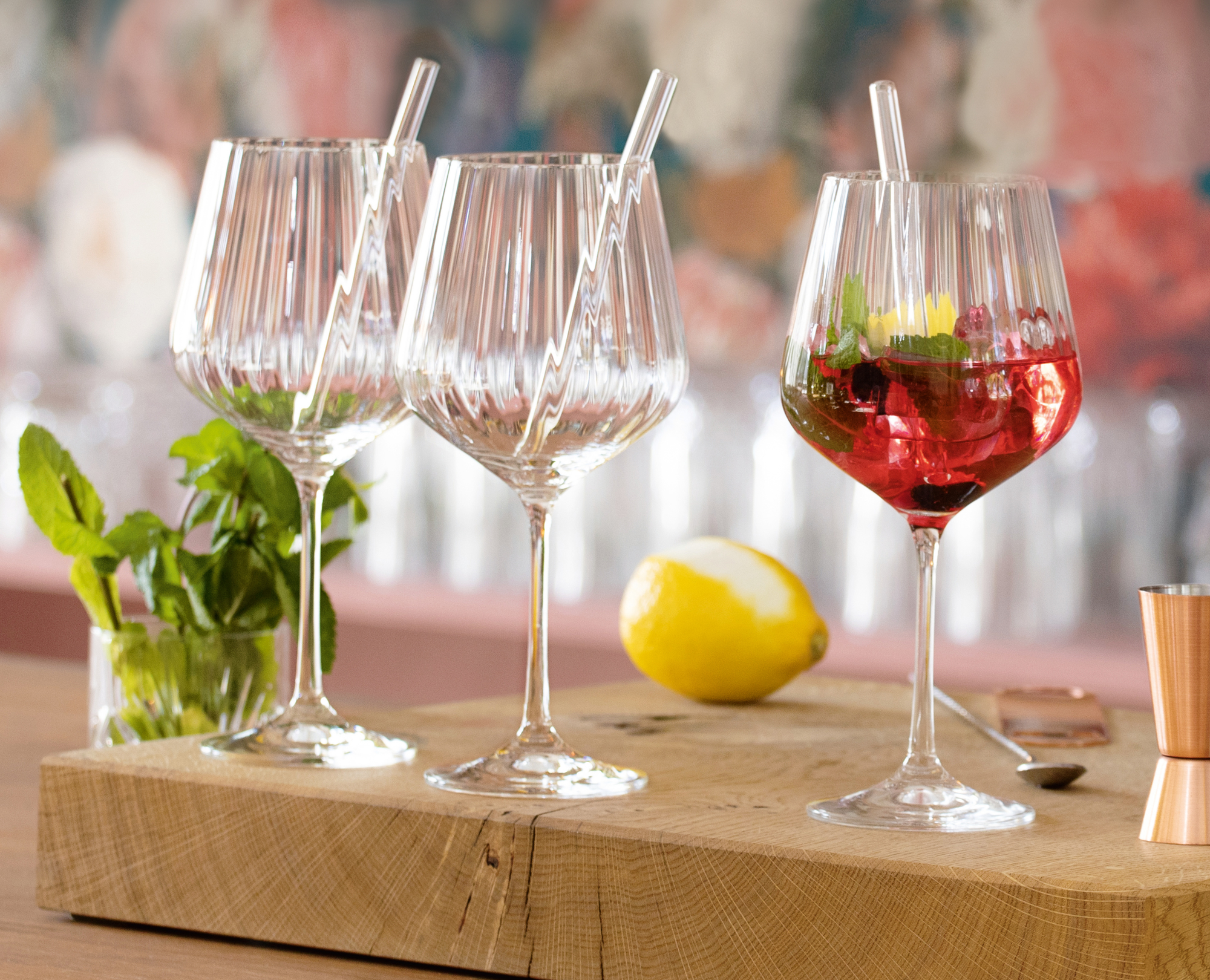 NACHTMANN Tastes Good 4 Gin Tonic Gläser + 4 Glastrinkhalme